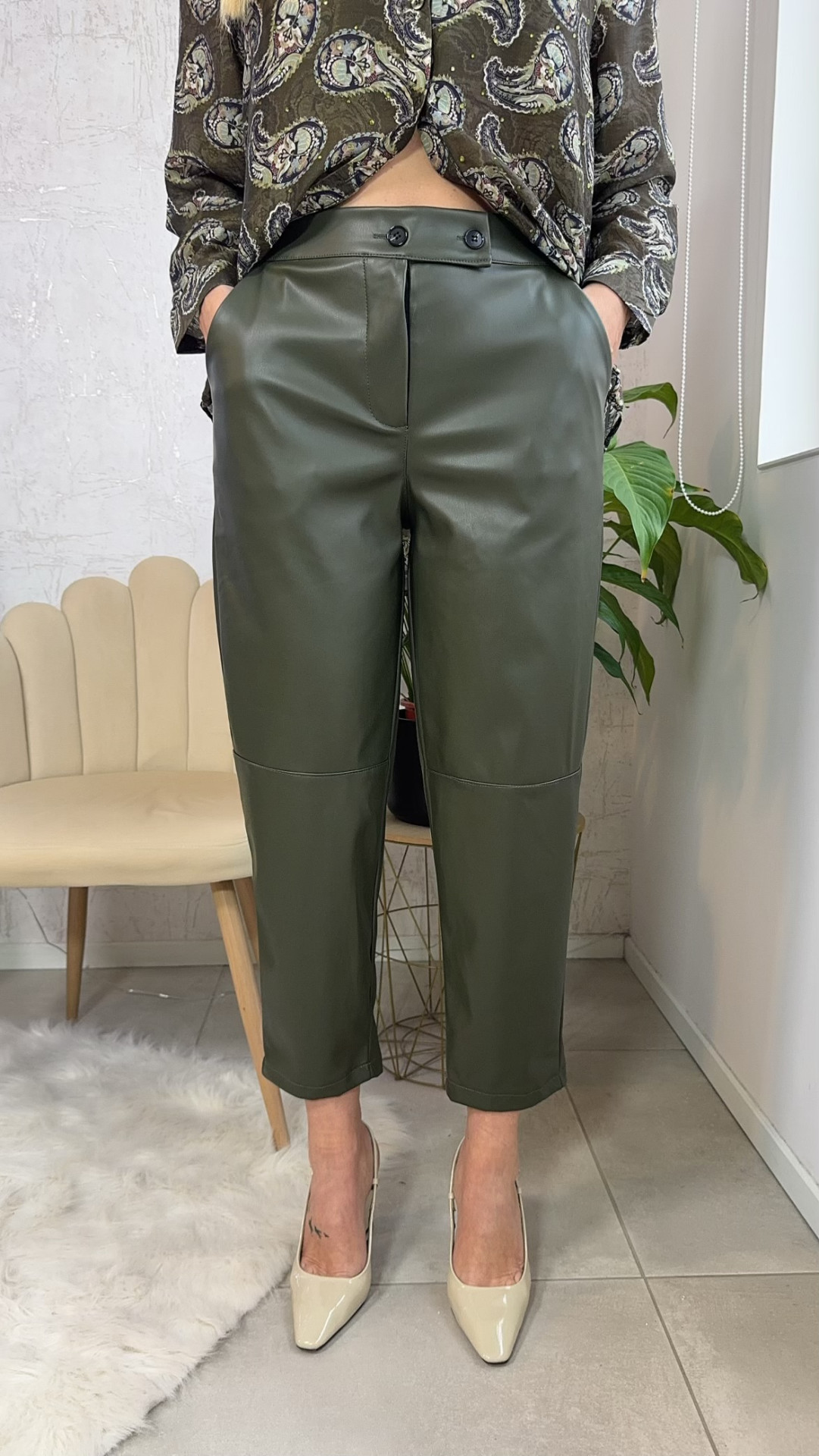 Δερματίνη παντελόνι basic-Χακι