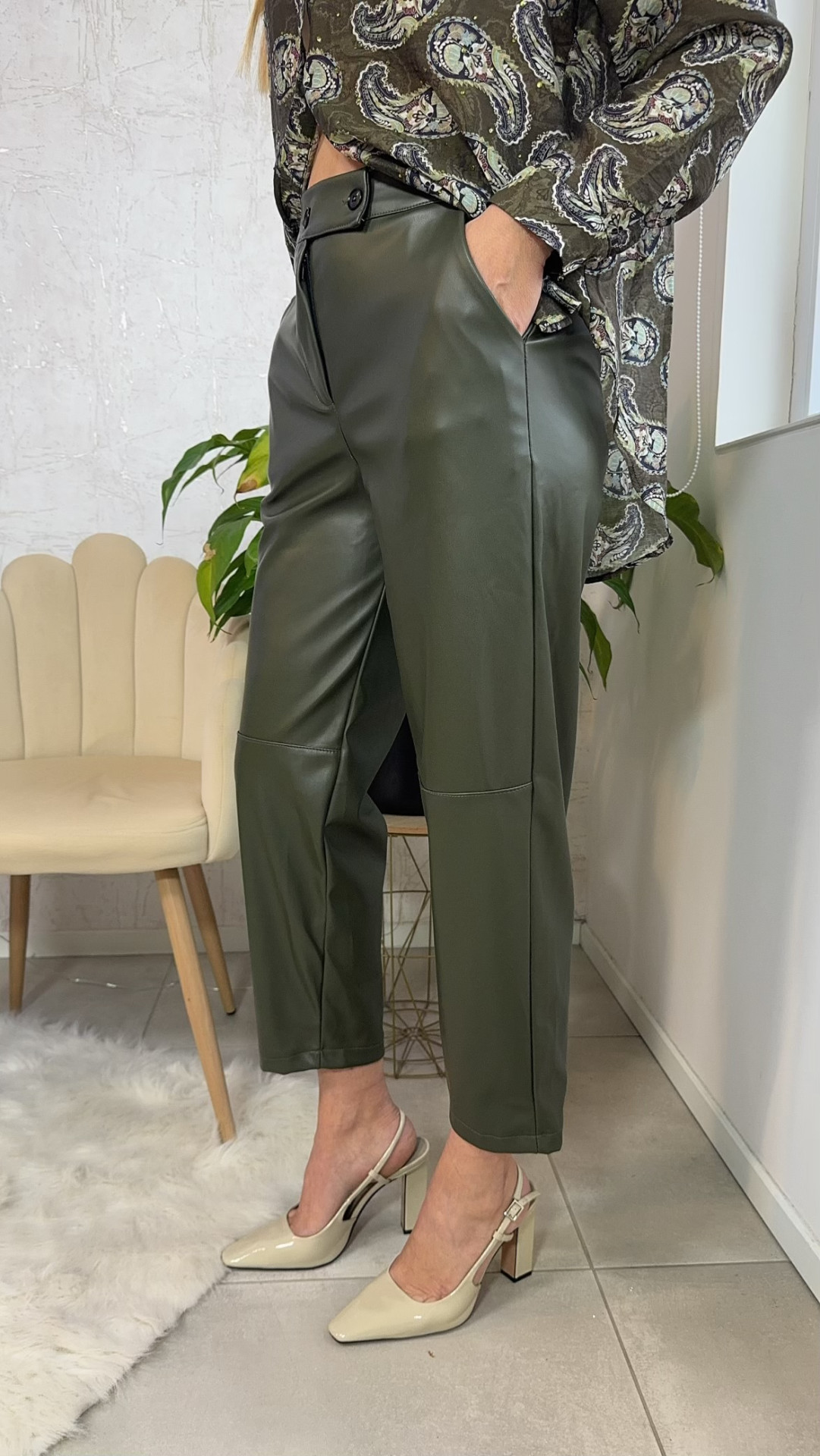 Δερματίνη παντελόνι basic-Χακι