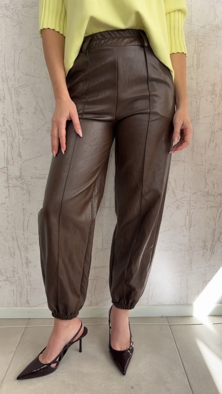 Δερματίνη παντελόνι με λάστιχο- Καφε