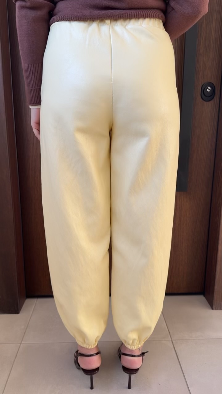 Δερματίνη παντελόνι με λάστιχο- Κιτρινο